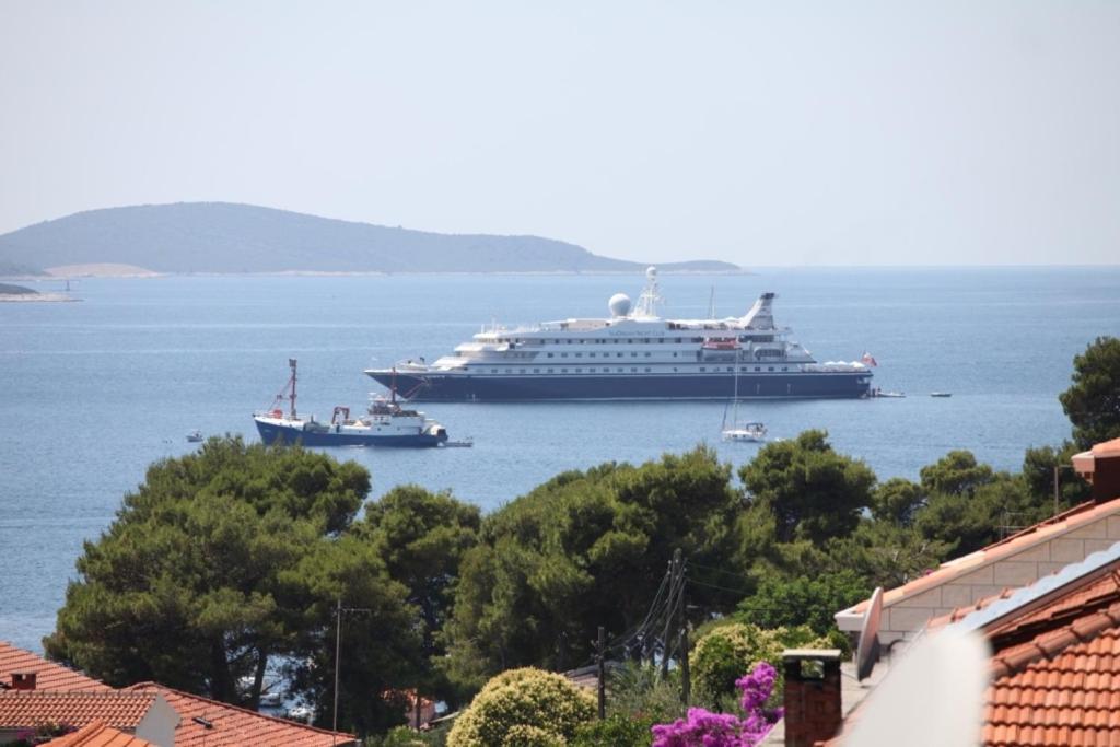 Apartments & Rooms Zlatica Hvar Hvar Town Exterior foto